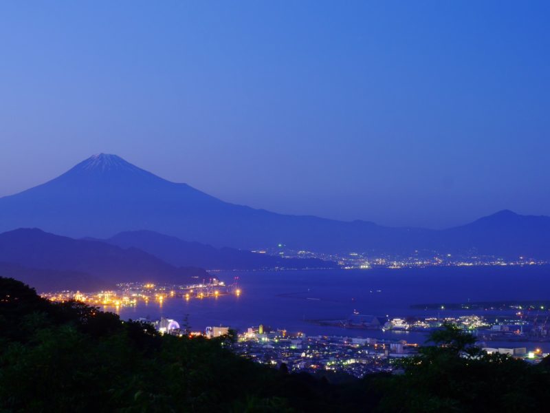日本平夜市、なにげなく静岡新聞で紹介されてました。　投稿スタッフ：遠藤雅士